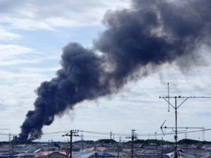 滋賀・火事：焼け跡から遺体発見 住人の74歳男性か
