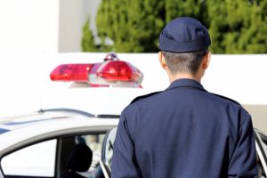 豊岡市：介護施設で女性にわいせつ行為 76歳男逮捕